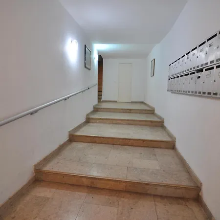 Rnet - Madrid 11 - Centro Apartment Roses